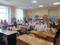 Уступи дорогу поездам! Уступи дорогу поездам!